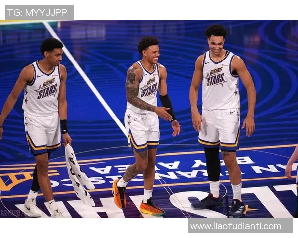 扎克拉文的篮球之路:从新秀到全明星的辉煌历程与挑战 扎克拉文的篮球之路:从新秀到全明星的辉煌历程与挑战